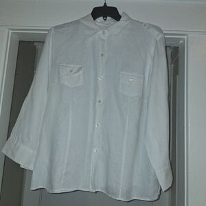 Chaus Organic White Linen Button Down  blouse. Size XL
